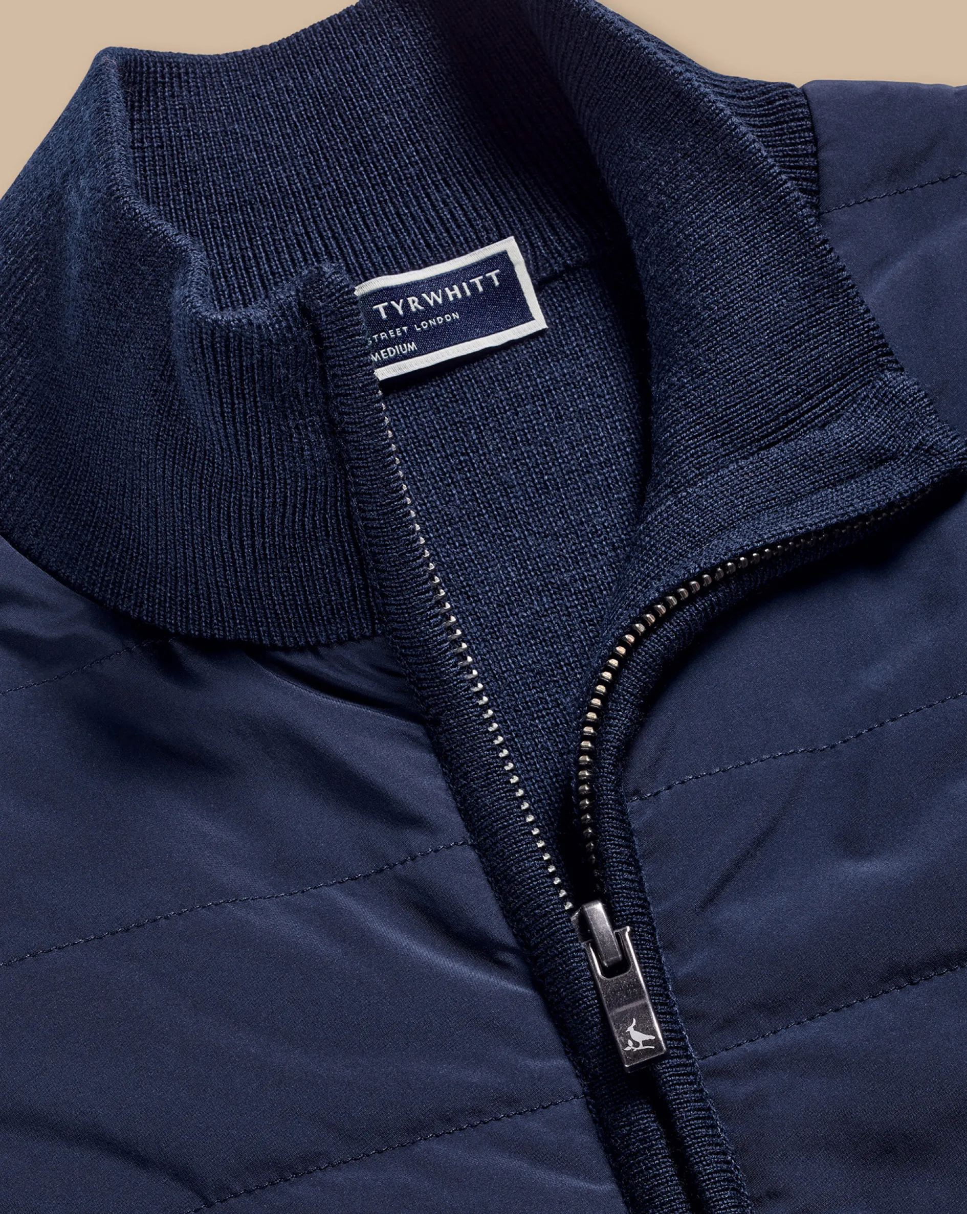 Outlet Charles Tyrwhitt Merino Padded Funnel Neck Vest - Navy