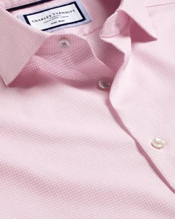 Shop Charles Tyrwhitt Non-Iron Cushion Stretch Texture Shirt - Pink