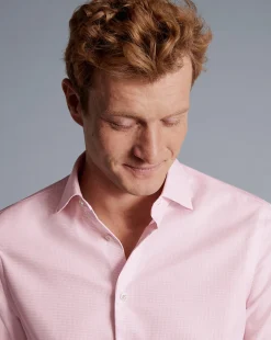 Shop Charles Tyrwhitt Non-Iron Cushion Stretch Texture Shirt - Pink