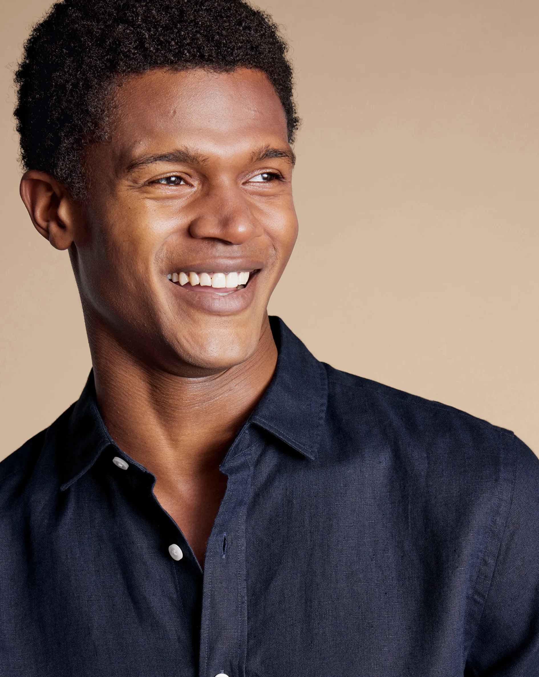 Cheap Charles Tyrwhitt Pure Linen Short Sleeve Shirt - Navy
