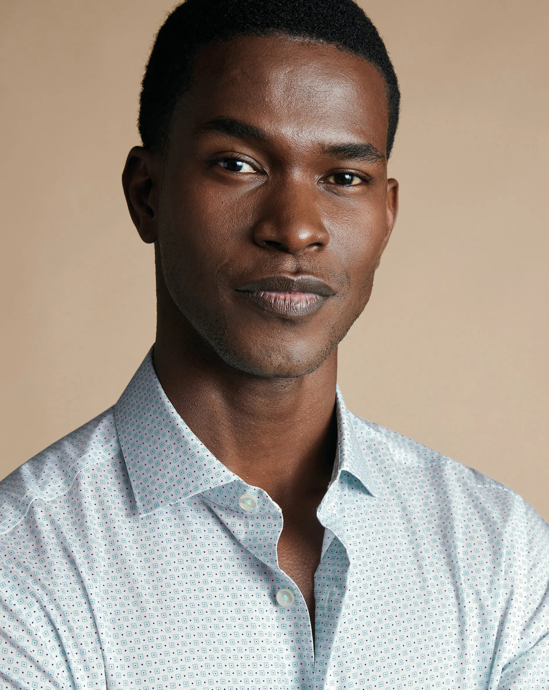 Online Charles Tyrwhitt Semi-Spread Collar Non-Iron Green Motif Print Shirt - Green Aqua
