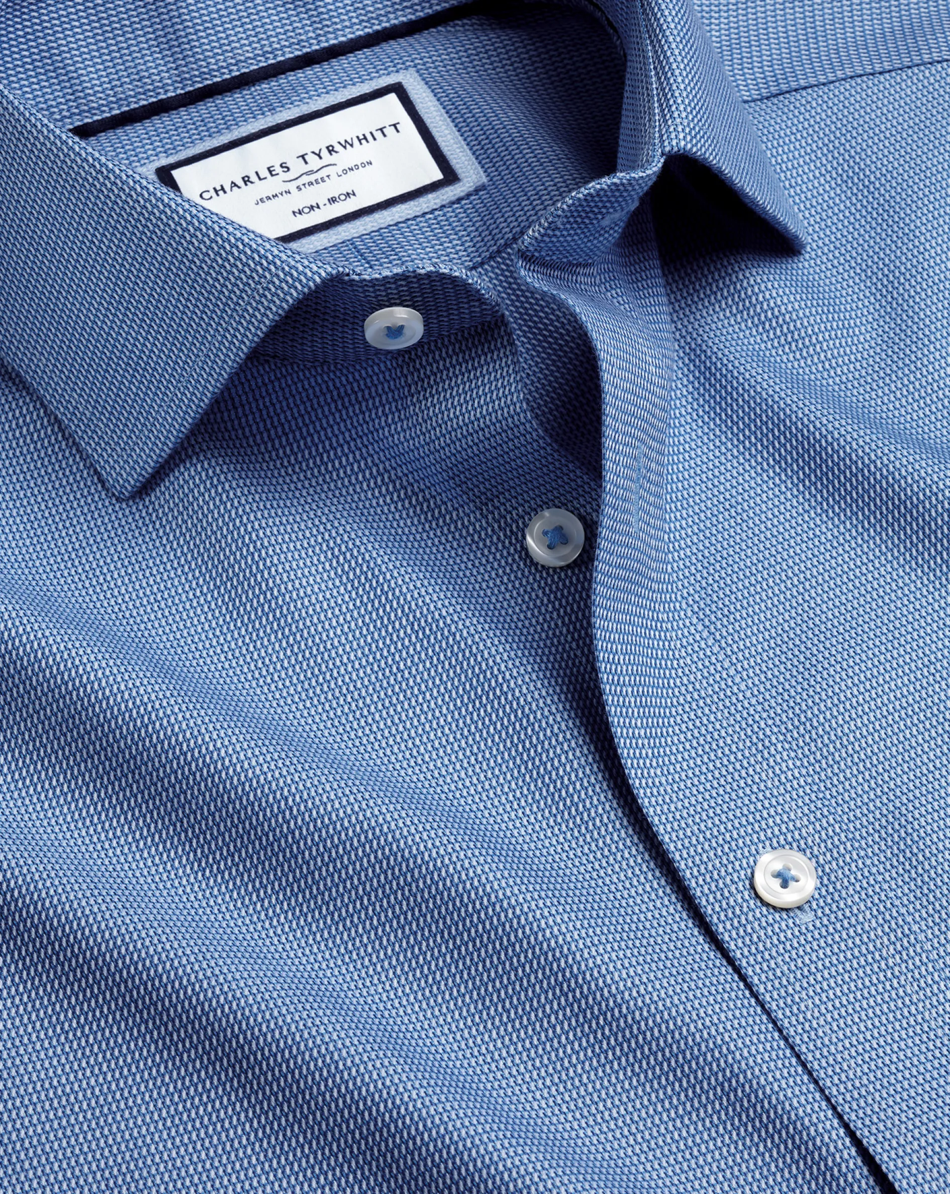 New Charles Tyrwhitt Spread Collar Non-Iron Mayfair Weave Shirt - Cobalt Blue