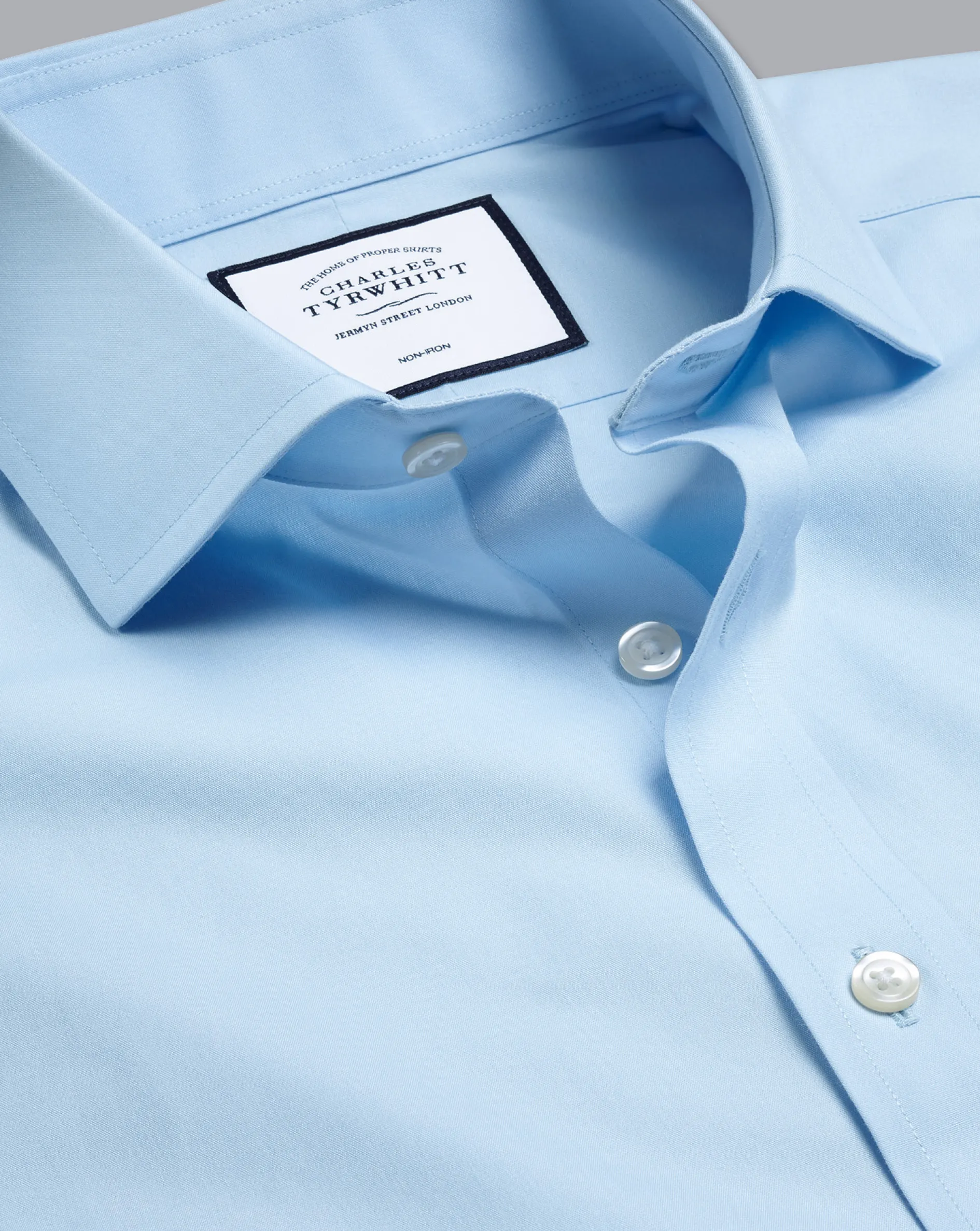 Sale Charles Tyrwhitt Spread Collar Non-Iron Poplin Shirt - Blue Sky