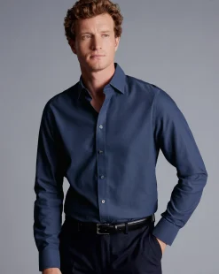 Shop Charles Tyrwhitt Spread Collar Non-Iron Royal Oxford Shirt - French Blue
